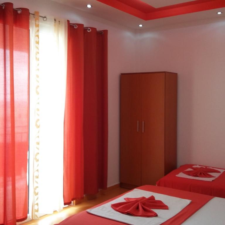 Apartments Aza Dobra Voda Extérieur photo