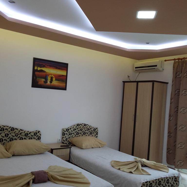 Apartments Aza Dobra Voda Extérieur photo