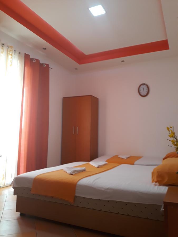 Apartments Aza Dobra Voda Extérieur photo