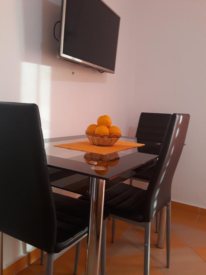 Apartments Aza Dobra Voda Extérieur photo