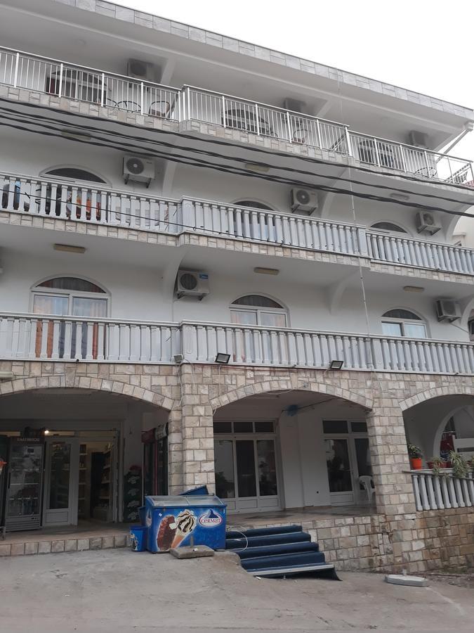 Apartments Aza Dobra Voda Extérieur photo