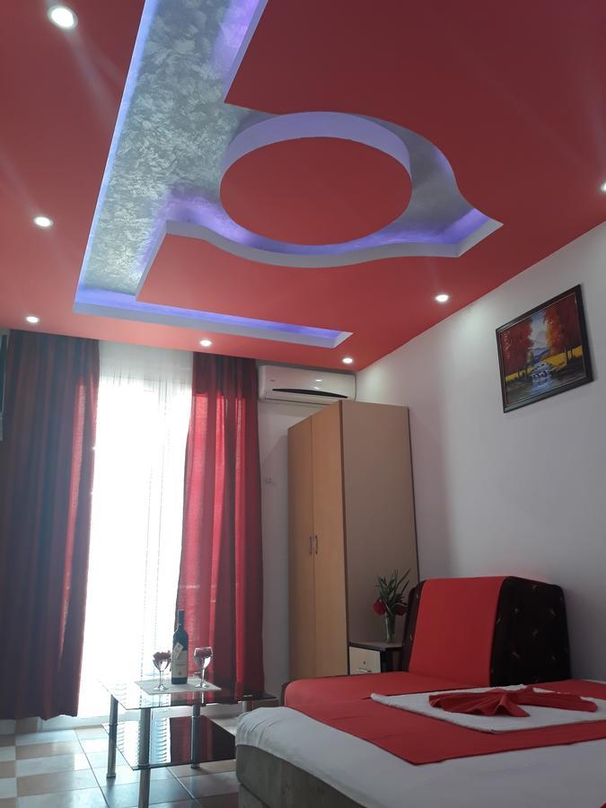 Apartments Aza Dobra Voda Extérieur photo