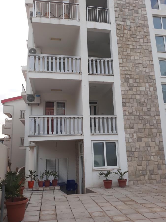 Apartments Aza Dobra Voda Extérieur photo